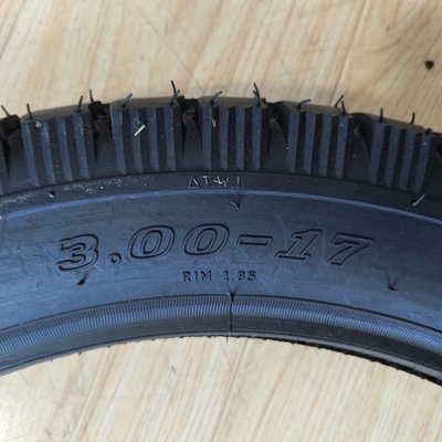 6PR/8PR Ply Rating 3.00-17 Противоизносимые шины для нужд клиента