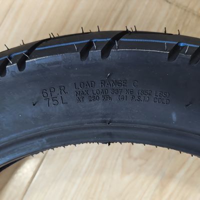 35% - 55% содержания каучука в обшивке шин Мотоциклы Безтрубные шины 13090-18 Шины для велосипедов