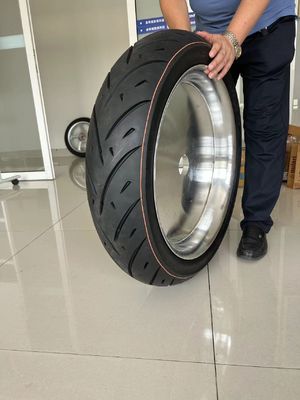 170/50-21 160/50-23 Полугорячеплавкая шина для мотоциклов 8,2 кг Время доставки 25-30 дней