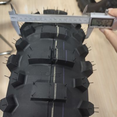 140/80/18 140/80 r18 Мотоциклетная шина для рынка Южной Америки 150 км/ч Скорость