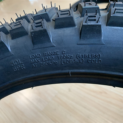 5000 штук в день Maxxis Мотоциклетные шины для Bajaj Boxer 300-17 Содержание каучука 35%-55%