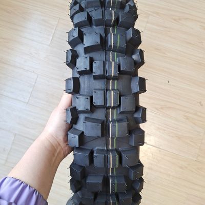 Мотоциклетная шина 110/90-18 8PR для Венесуэлы Содержание черной резины 35%-55%