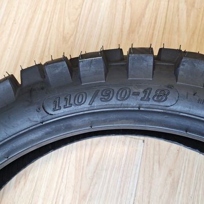 Мотоциклетная шина 110/90-18 8PR для Венесуэлы Содержание черной резины 35%-55%