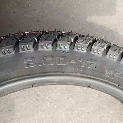Природа резиновая сталь нейлон сырье 3.00-17 Мотоциклетные шины с и 2021 дизайн