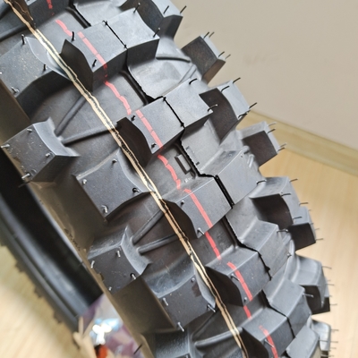 OEM 4.10-18 110/100-18 Мотоциклетные шины колеса с 35% содержанием каучука