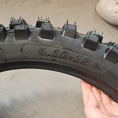 410-18 Мотоциклетные шины для внедорожника с погрузочным портом Порт Циндао и 4,8 кг