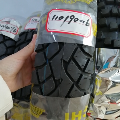 16 дюймовые 110/90-16 безтрубные шины мотоциклов в порту Циндао с давлением воздуха 280kpa