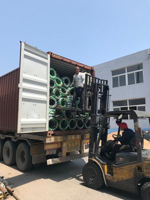 18-дюймовая мотоциклетная шина с содержанием каучука 30% - 45% и глубоким дизайном