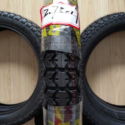 Прочная мотоциклетная шина 275-17 с рабочим сроком службы 20000 км и прочностью на тягу 10.5