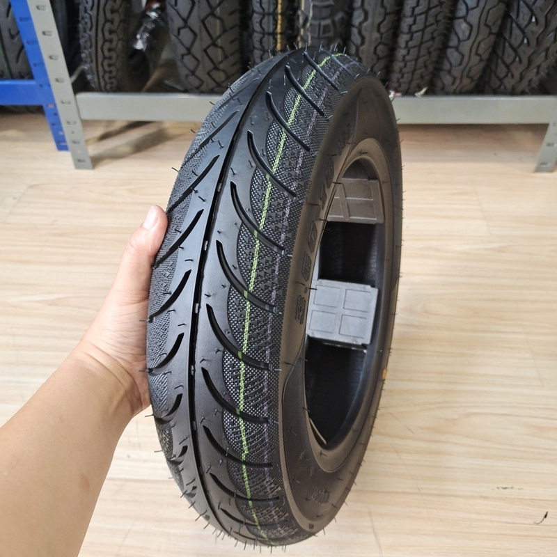 Высокое содержание каучука 3.50-10 TL Мотоциклетные шины для скутеров