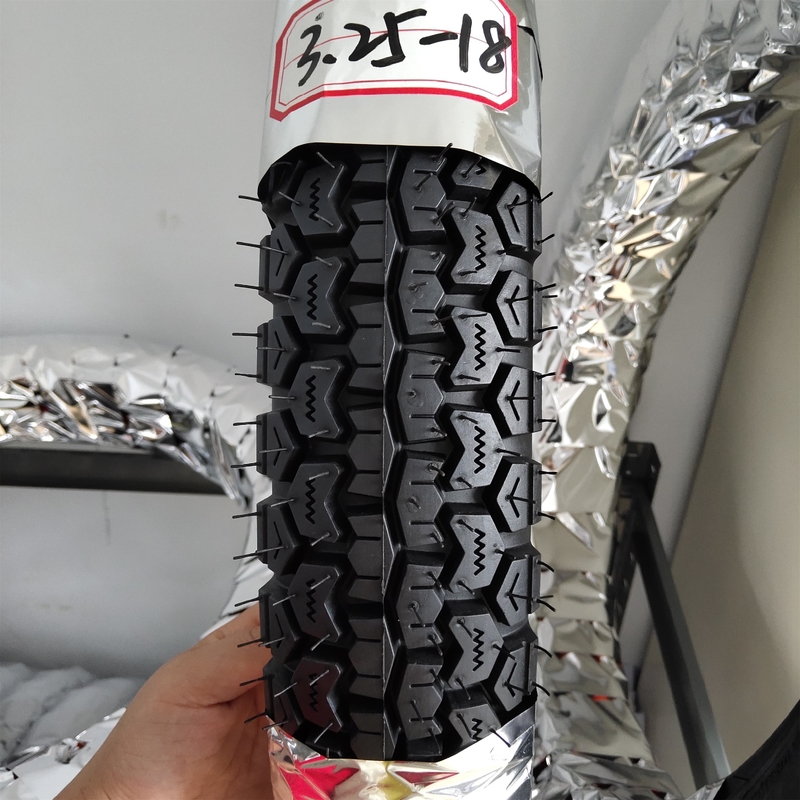 Super 110/90-18 Резиновые мотоциклетные шины для и OEM Прием 3,5 кг